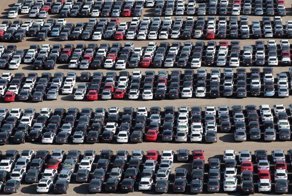 Парковка с тысячами дизельных Volkswagen и Audi в Калифорнии