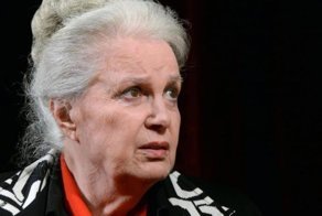 Элина Быстрицкая дождалась поздравления от президента