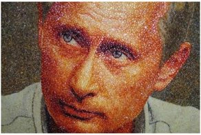 Культ личности - его портреты  от поклонников