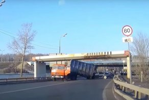 Авария дня. Второй день рождения