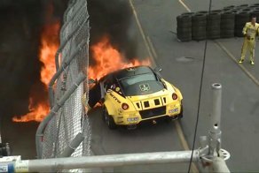 В США сгорел Ferrari подготовленный для дрифта