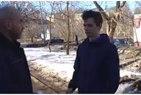 Малолетние изверги  напали на пенсионера средь бела дня