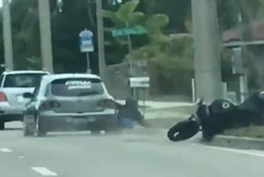 Road Rage во Флориде: водитель Мазды сбил мотоциклиста