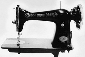 С чего начинали известные автопромы: ткацкие станки Toyota, тракторы от Lamborghini и другие примеры