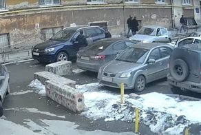 Стрельба из травматического пистолета в Екб. Появилось полное видео