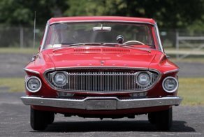 "Полет ощипанных цыплят" – почему Dodge Dart 1962 года такой страшный