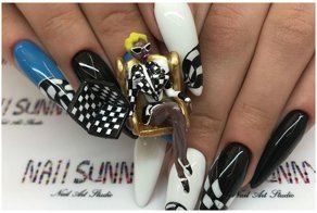 Маникюрный салон обвинили в расизме. В Москве. Маникюрный салон. В расизме