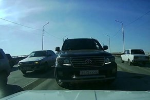 Три икса: автохам на Крузаке