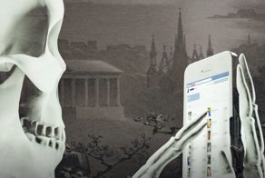 Что происходит с личными страницами в соцсетях, когда пользователи умирают?