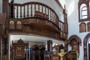 Рукотворное деревянное чудо России – храм святого великомученика Артемия на Ставрополье