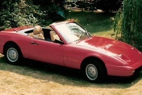 Кабриолет Lada Cipher Sports 1989 года, изготовленный в Великобритании