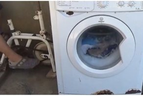 Филиппинский механик подключил старый велоcипед к стиральной машине