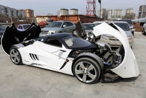 Спорткар и внедорожник Marussia в Новосибирске