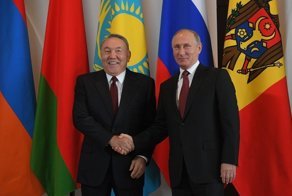 Казахстанский президент назвал Россию «богом данным соседом»