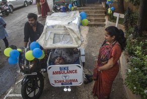 В Индии мотонеотложки помогают спасать жизни в условиях интенсивного движения