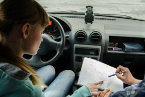 Опасные профессии: инструктор автошколы