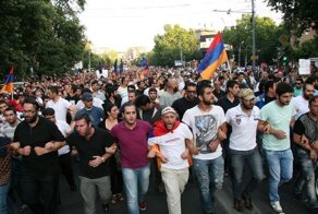 Как Пашиняна продавливают в армянскую власть