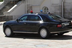 Салон седана «Кортеж» сделали похожим на гостиную