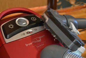 Жена не хочет держать дом в чистоте? Выход есть!