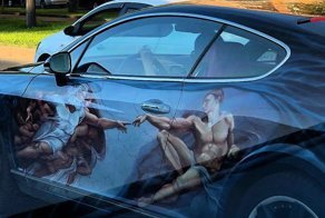 20 отличных рисунков на автомобилях