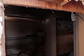 Блогеры обнаружили секретную комнату, которая могла принадлежать маньяку