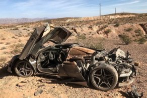 Суперкар McLaren 720S разбили посреди пустыни в Вегасе