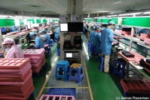 Визит на китайскую фабрику, которая делает далеко не самые обычные смартфоны