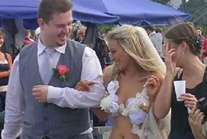 20 откровенно нелепых свадебных платьев