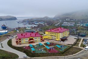 На Курильских островах открыт новый детский сад с бассейном