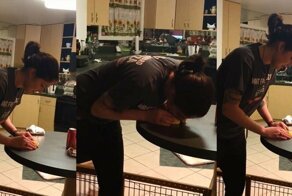 Реанимация попугая: девушка-медик вернула птицу к жизни