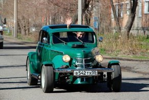 Омич собрал из старого «Москвича» гоночный автомобиль