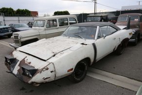 Plymouth Superbird 1970: интересный автомобиль
