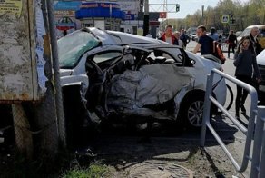Авария дня. Молодой пьяный водитель на BMW устроил смертельное ДТП в Челябинске