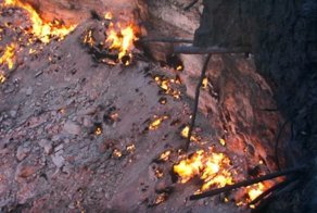 Адово горнило: закат солнца у газового кратера в Туркменистане