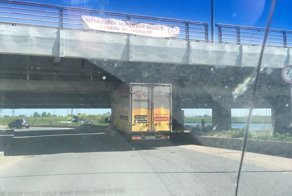 Мост Глупости в Питере поймал 150-ю жертву