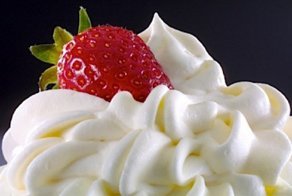 А вы знаете как сделать сливки своими руками?