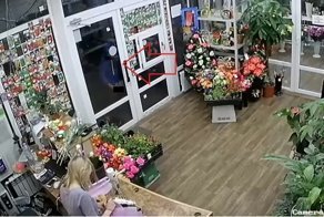 Тверские полицейские разыскивают  "цветочного онаниста"