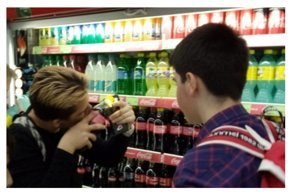 На что идут люди ради призов Coca-Cola и билетов на чемпионат мира по футболу