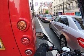 Водитель автобуса предотвратил наезд на пешехода