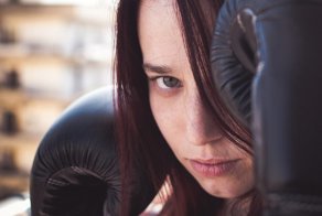 Жена распускает руки. Или о чём не принято говорить