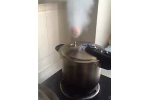 Фантастический метод варки яиц «взорвал» интернет