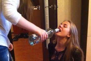 Выпила водку, береги одногодку. О молодеющем женском алкоголизме
