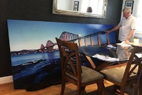 Мужчина купил картину железнодорожного моста: только дома он понял ошибку