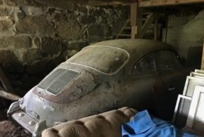 Porsche, забытый на 40 лет в гараже, выставили на продажу