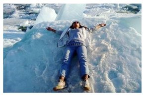 Главное, чтобы загар лег правильно: жители Крайнего Севера делятся своими фото на фоне льдин