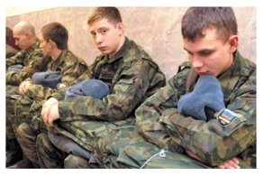 "Идешь служить": два дня сотрудники военкомата держали в плену негодного призывника