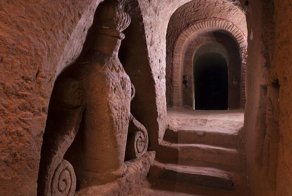 Подземный храм, который строился 23 года с помощью молотка и зубила