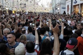 Фанаты на Никольской улице в дни проведения ЧМ по Футболу 2018