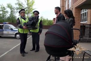 В Уфе роженицу со схватками полицейские сопроводили с мигалками до роддома