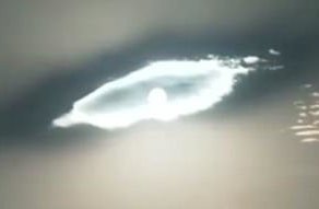 В небе над Китаем местные жители увидели «глаз Бога»: видео